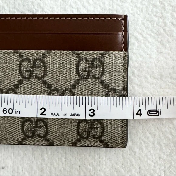 Gucci Beige GG Supreme Card Holder - Picture 11 of 12
